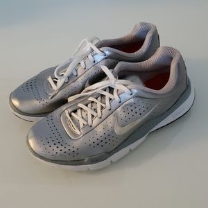 Nike women running shoes. Size 8.5
